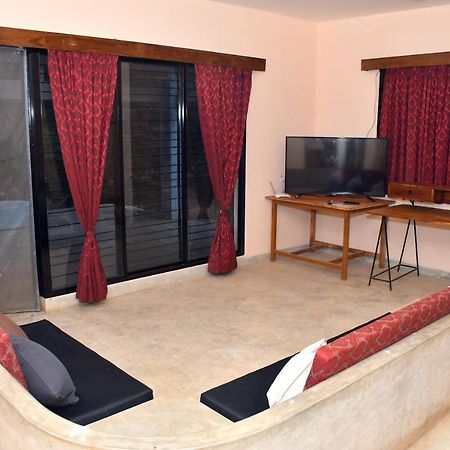The Club House- Swimming Pool That'S Better Than The Beach Hotell Pondicherry Eksteriør bilde