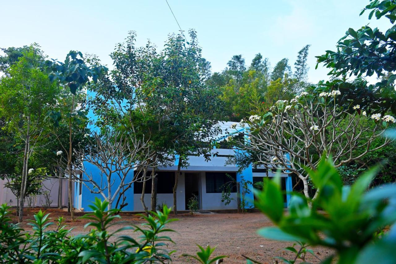 The Club House- Swimming Pool That'S Better Than The Beach Hotell Pondicherry Eksteriør bilde